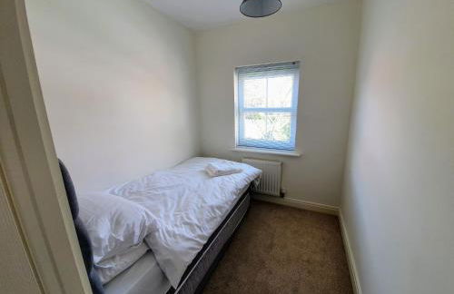 Beverley Central Townhouse Free Parking Sleeps 8 - Photo 14