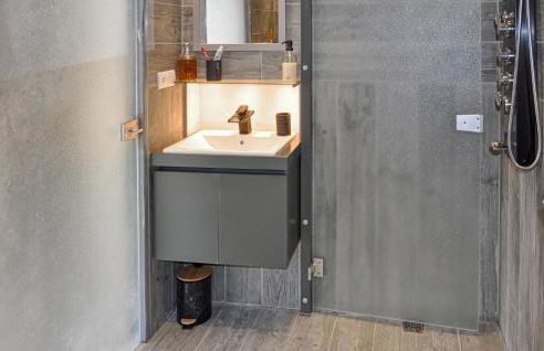 2 Bedroom Cozy Home In Aramon - Foto 23