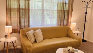 House of Shells, beautiful garden, fenced yard, dog friendly, fire pit! - Foto 4