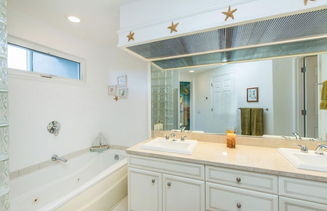 S Of Kamalii 47 3 Bedroom Home by RedAwning - Photo 13