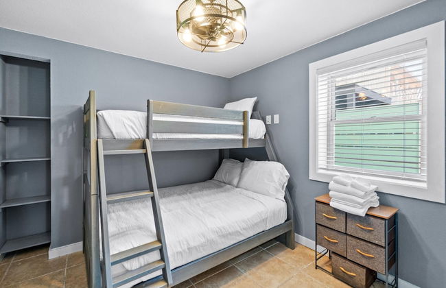 Beach House - Surfs Up Under Tow by PHG - Foto 11