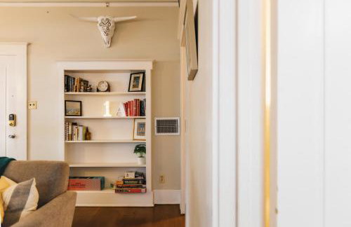 Historic Victorian Gem in UT Downtown Free Parking - Foto 8