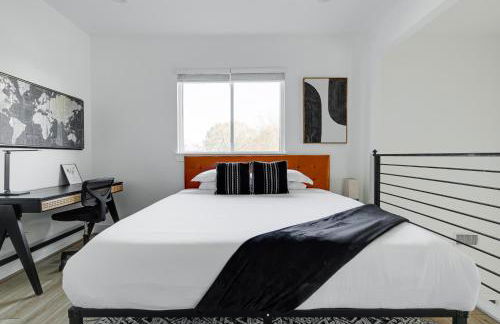 Urban Oasis with Top Houston Attractions nearby - Photo 4