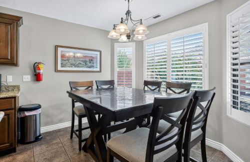 Near Zion 3BR Sleeps 8 Covered Patio Dining - Foto 12