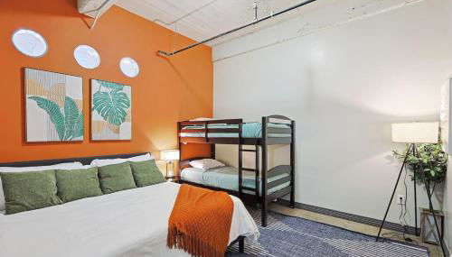 Luxury 1 Bed Downtown Views, POOL GYM Theater Room - Foto 3