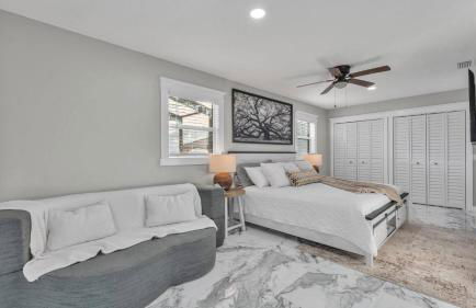 Lake, Pool, HotTub, Game Room, 8 Beds, Sleeps 17 - Foto 26