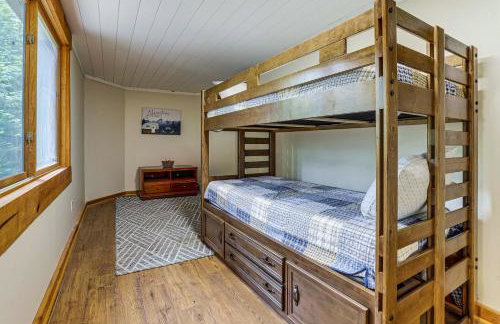 Cozy Lake Hartwell Getaway with Game Room! - Foto 33