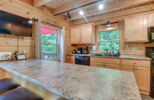 All-Season Log Cabin Escape! 11 Mi to Cranmore Mtn - Foto 9