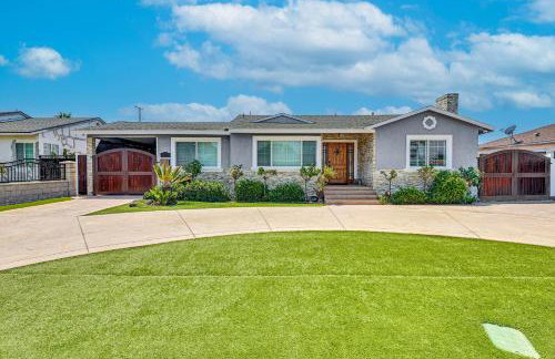 Game Room, Pool! Family Home 25 Mi to Disneyland - Foto 43