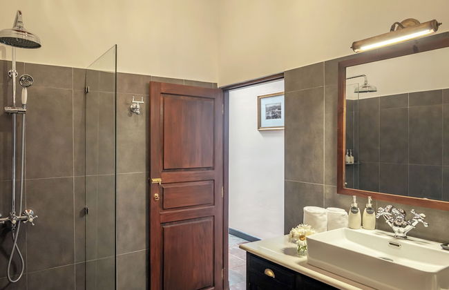 Writer's Lodge By Ishq - Photo 50