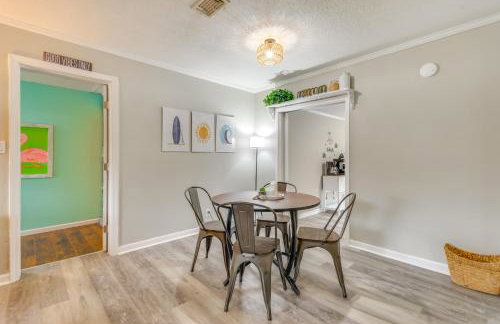 Foosball Games and Al Fresco Dining Pensacola Home! - Foto 7