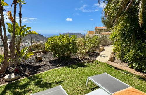 Villa Casa Lilo, en jardin grande,con una gran piscina, con pérgola y barbacoa - Foto 21