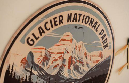 Laid Back Cabin 7 Mn to Glacier, Private Fire Pit - Foto 17