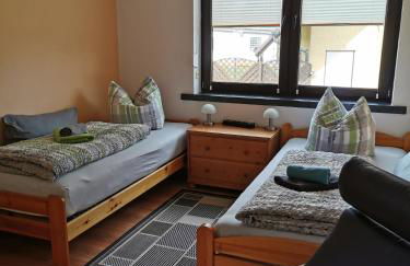 Monteur- und Ferienwohnung in Hainichen - Obergeschoss oder Dachgeschoss - Familie Weber - Foto 12