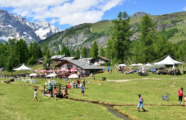 Chalet in Antey-saint-andre With Mountain Views - Foto 25