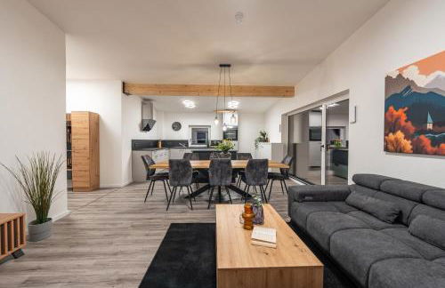 BPS Apartment #7 Luxury Penthouse - NEU - Deluxe - Modern - Foto 4