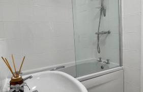 The Witton 3-bed - Foto 11