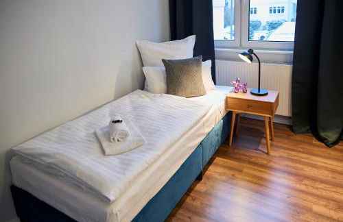 FOUNDRY - Business & Content Loft - 120 qm - Küche - Waschtrockner - Badewanne & Dusche - kostenloser Parkplatz - Smart TV - Foto 34