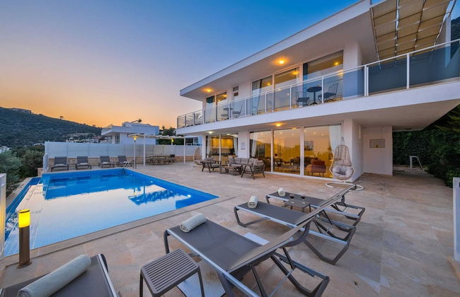 Villa Lumiere 2 Luxurious 4 bed Villa in Kiziltas Kalkan With sea Views - Foto 28