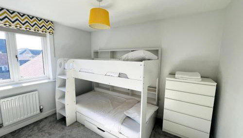 4 Bedroom home with study space - Foto 2