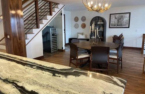 Modern Mountain Lake House - Foto 9