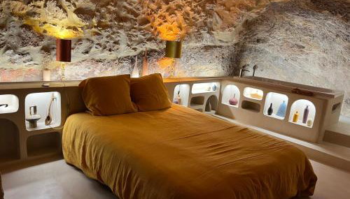 LA ROCHE DOREE - Golden Rock Suite - Photo 1