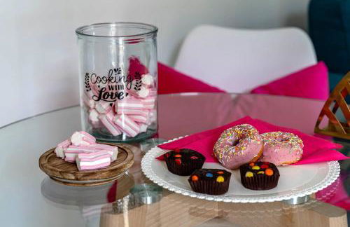 Patio & Parking - Self check-in & Remote access - Foto 8