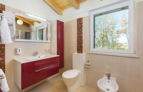 Gorgeous Home In Rezanci With Jacuzzi - Foto 37