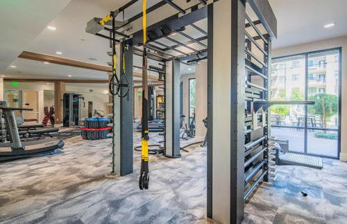 Spacious 2BR Uptown Biltmore Gym Pool Parking WD - Foto 14