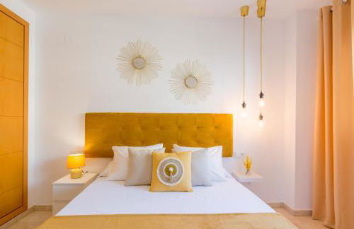 Charming apartment on the beach - Pool and parking - Photo 31