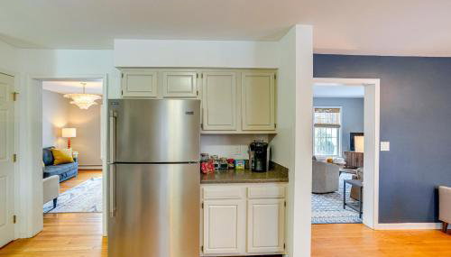 Walk to Dining Downtown Lenox Guest House! - Foto 4