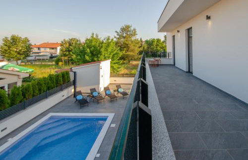 Villa Anna Barbariga, NEW 2022 luxurious villa with private pool! - Photo 44