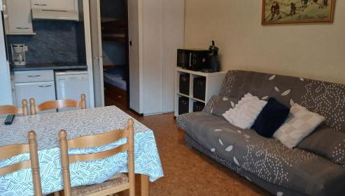 Appar T2 3 lits vue montagne terrasse vielle aure - Foto 3