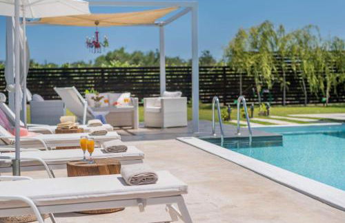 Madini Luxury Villa with free Pool Heating - Foto 33