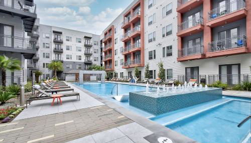 One Bedroom Luxury Apartment - Fast Wi-Fi - Free Parking - Foto 5