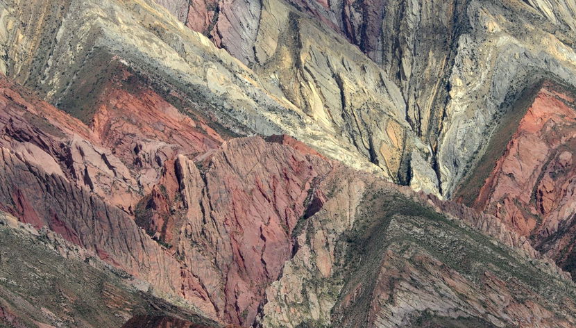Excursão a Humahuaca e à Serranía de Hornocal