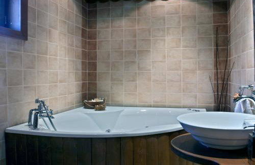 Feggarognemata Suites - Photo 29