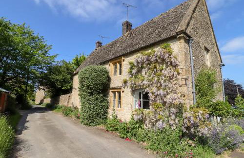 Woodbine Cottage - Photo 3
