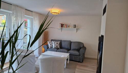 Große Ferienwohnung mit Kamin, Garten & 2 Bädern nahe Ostsee - Foto 5