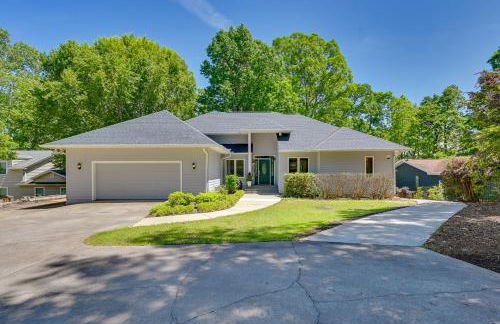 Game Room and Lake View Lake Hartwell Group Retreat - Foto 35