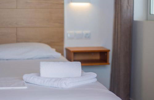 Alexandros Beachfront Apartments near Petalidi with Private Sunbeds & Sea View - Foto 15