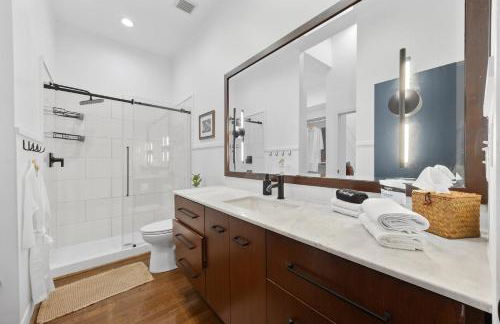 Urban Bourbon Escape - Downtown Louisville Getaway - Foto 43