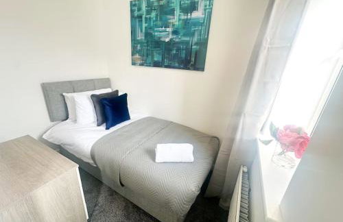 No 44 by Blue Skies Stays - Photo 17