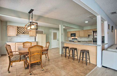 Possum Kingdom Lakefront Home with Patio and Dock! - Foto 8