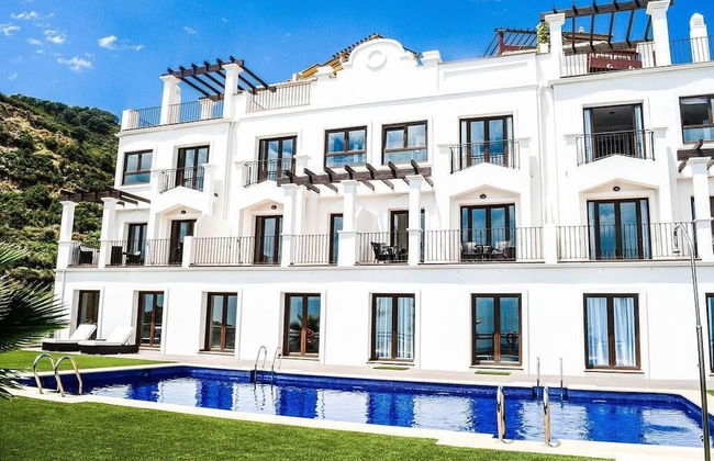 Modern Two Bedroom Villa With Indoor Pool & Spa - Foto 22