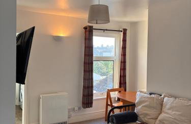 Harbourside 1 bed flat with sofa bed 30 secs from the sea - Foto 8