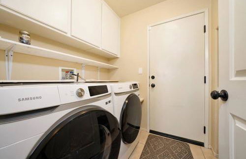 Pool-BBQ-View-Balcony-Fireplace-King-Garage-WD - Foto 17