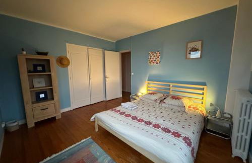 Maison de centre-ville au calme avec jardin et parkings - Photo 27