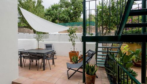 Stylish 2-Bedroom Apartment with Terrace in Alcântara - Photo 5