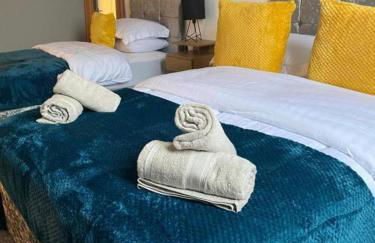 7 Person Home Flat W/parking - Near Swansea Centre - Foto 5